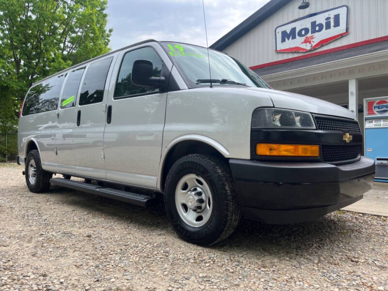 chevrolet express passenger 2019 1GAZGNFG0K1372030 image chevrolet express passenger 2019 1GAZGNFG0K1372030 image